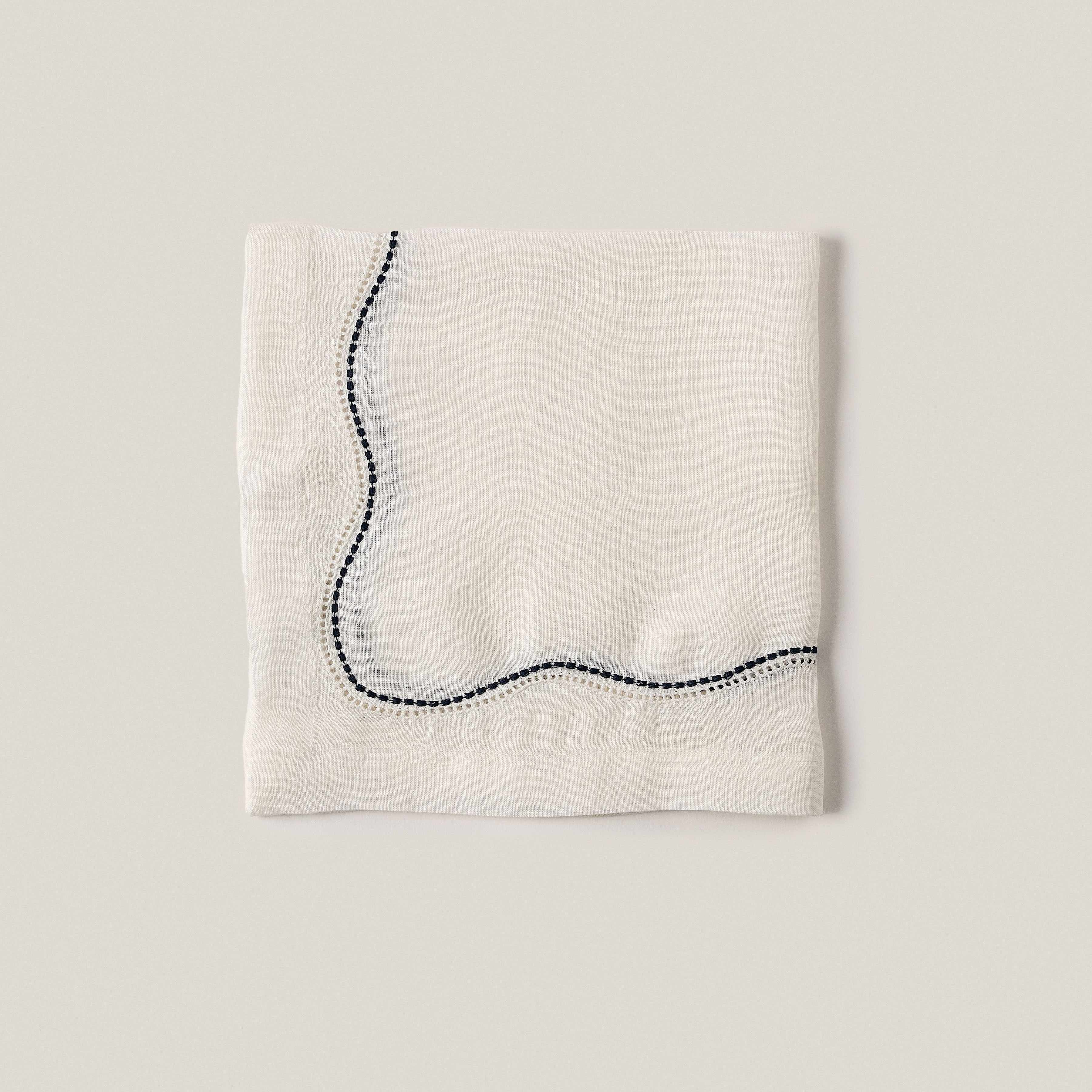 Le chemin napkin white