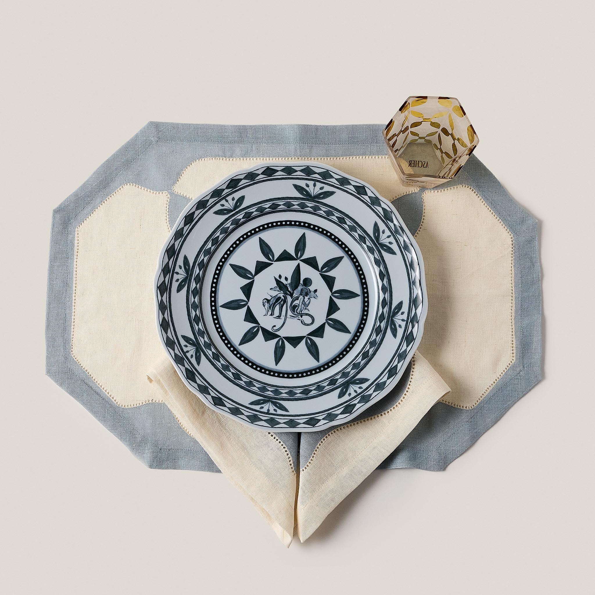 Les Courbes Napkin Céleste