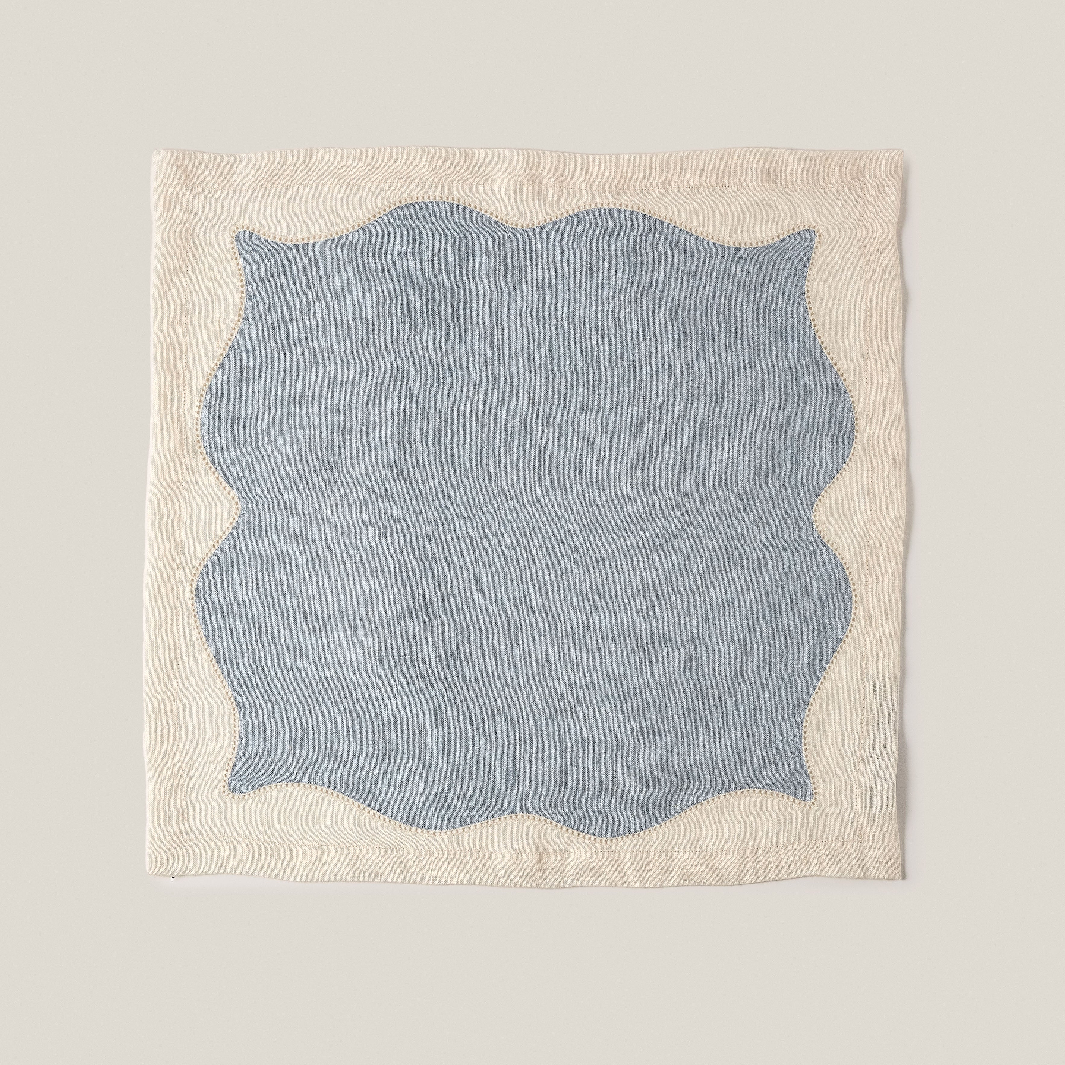 Les Courbes Napkin Céleste