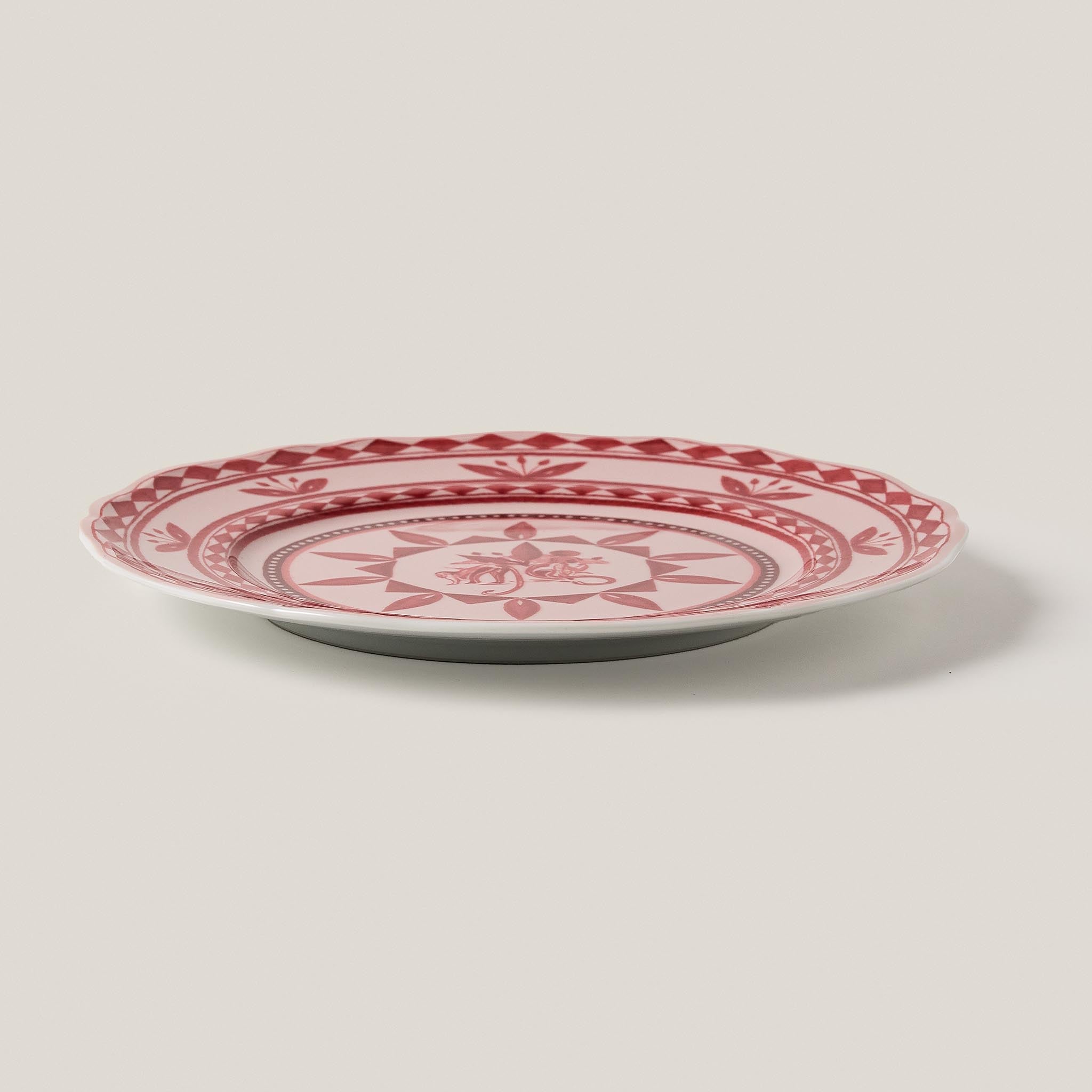 Reverie des pins dining plate Carmin